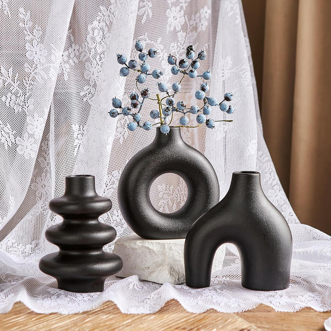 Set 3 Vaze Ceramica Elindor® cu Forme Abstracte, Decor Contemporan, Dimensiuni Diferite, Negru