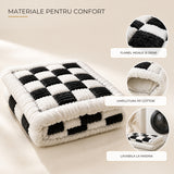 Patura Caini Scaun Auto Elindor® pentru Protectie Bancheta, Transport Animale, Caini si Pisici, Universala, Pat Auto Bancheta Spate, Lavabila, Antialunecare, Model Sah, 137 × 63 × 5 cm, Negru cu Alb