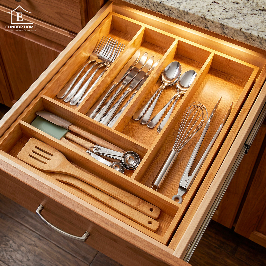 Organizator Fix Elindor® din Bambus, pentru Depozitare Tacamuri si Ustensile de Bucatarie, Furculite, Linguri, Cutite, Suport 6 Compartimente, Separator Sertare Spatios, Accesorii Organizare, Sertar 43 x 30.5 x 5 cm, Bej