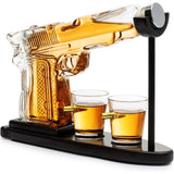 Set Decantor Whiskey Pistol 230 ml cu 2 Pahare de 50 ml și Stativ din Lemn, Transparent