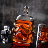 Set Decantor Whiskey Star Wars cu 2 Pahare de 150 ml, Pietre de Răcire, 750 ml, Transparent