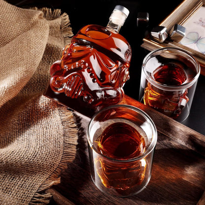 Set Decantor Whiskey Star Wars cu 2 Pahare de 150 ml, Pietre de Răcire, 750 ml, Transparent