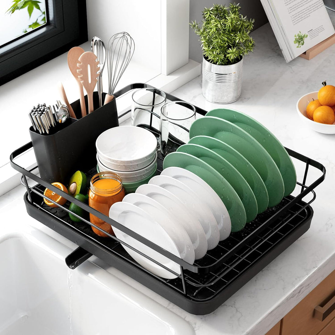Scurgator Vase cu Suport de Scurgere Automata, Montaj in Chiuveta sau pe Blat, Pentru Farfurii, Tacamuri, Pahare, Cani, Dimensiuni 38x29x12 cm, din Inox 304, Negru