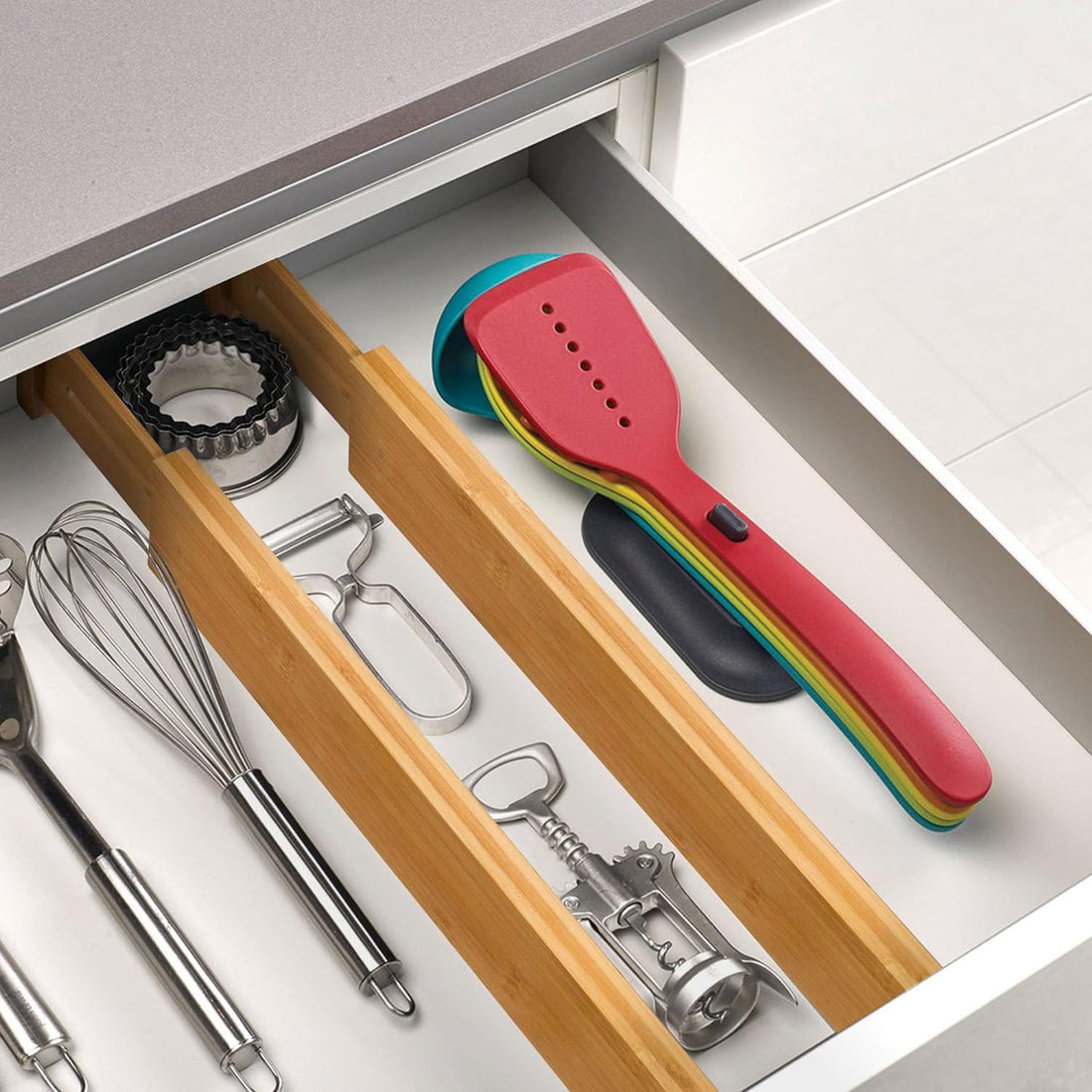 Set 6 Separatoare Extensibile Pentru Sertar, Organizator Bucatarie din Bambus, Lungime Extensibila si Ajustabila de la 38 cm la 46 cm, pentru Bucatarie, Birou, Dormitor, Baie, Structura Reglabila, Organizare lazi, Lemn