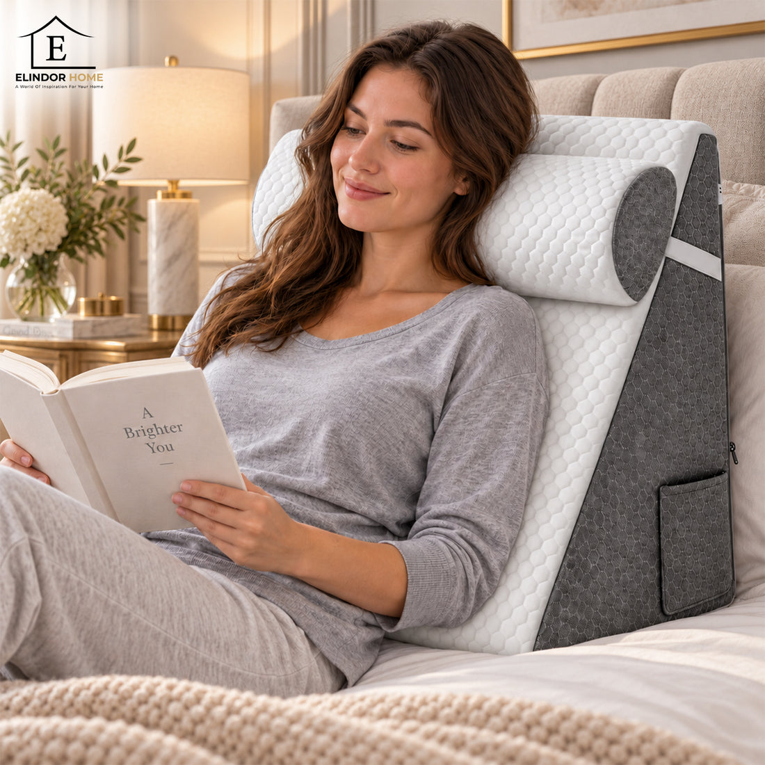 Perna Ergonomica Elindor®, Perna Wedge pentru Circulatie si Recuperare, Suport pentru Genunchi, Picioare si Trunchi, cu Spuma cu Memorie, Husa Textila, 50 x 50 x 26 cm, Gri / Alb