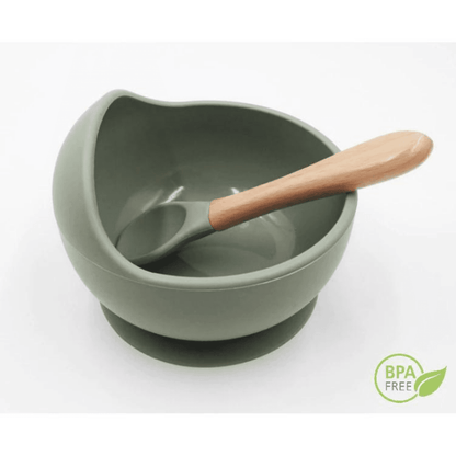 Set hrănire bebe din silicon, 8 piese: bavetă, farfurie compartimentată, bol cu ventuză, 2 seturi linguriță și furculiță, cană, fără alergeni, verde