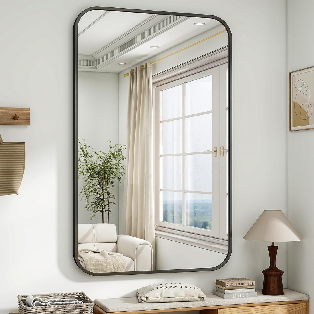 Oglinda Decorativa 122x75 cmElindor® Agatare pe Perete sau Sprijinita, Neagra, Dreptunghiulara, Colturi Rotunjite, Moderna si Eleganta, Reflexie HD, Sticla fara Distorsiuni, Ideala pentru Dormitor, Living, Birou, Dressing, Hol, Baie, Rama Metalica,