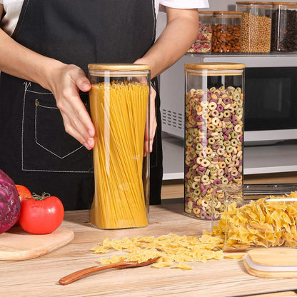 Set 3 Caserole Elindor® Sticla cu Capace Bambus, Recipiente Etanse 2.1L Pentru Alimente Uscate: Paste, Cereale, Cafea, Zahar, Cutii Depozitare si Organizare Bucatarie, Frigider sau Camara – Transparent