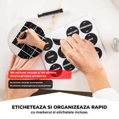 Set 24 Recipiente Condimente Elindor® din Sticla cu Capac Inox, cu Sita, Organizator Bucatarie, Organizatoare Sertar, Borcane 120 ml, 2 Tipuri de Etichete, Palnie din Silicon, Pix Alb Inclus, Perie de Curatare, Accesorii Depozitare