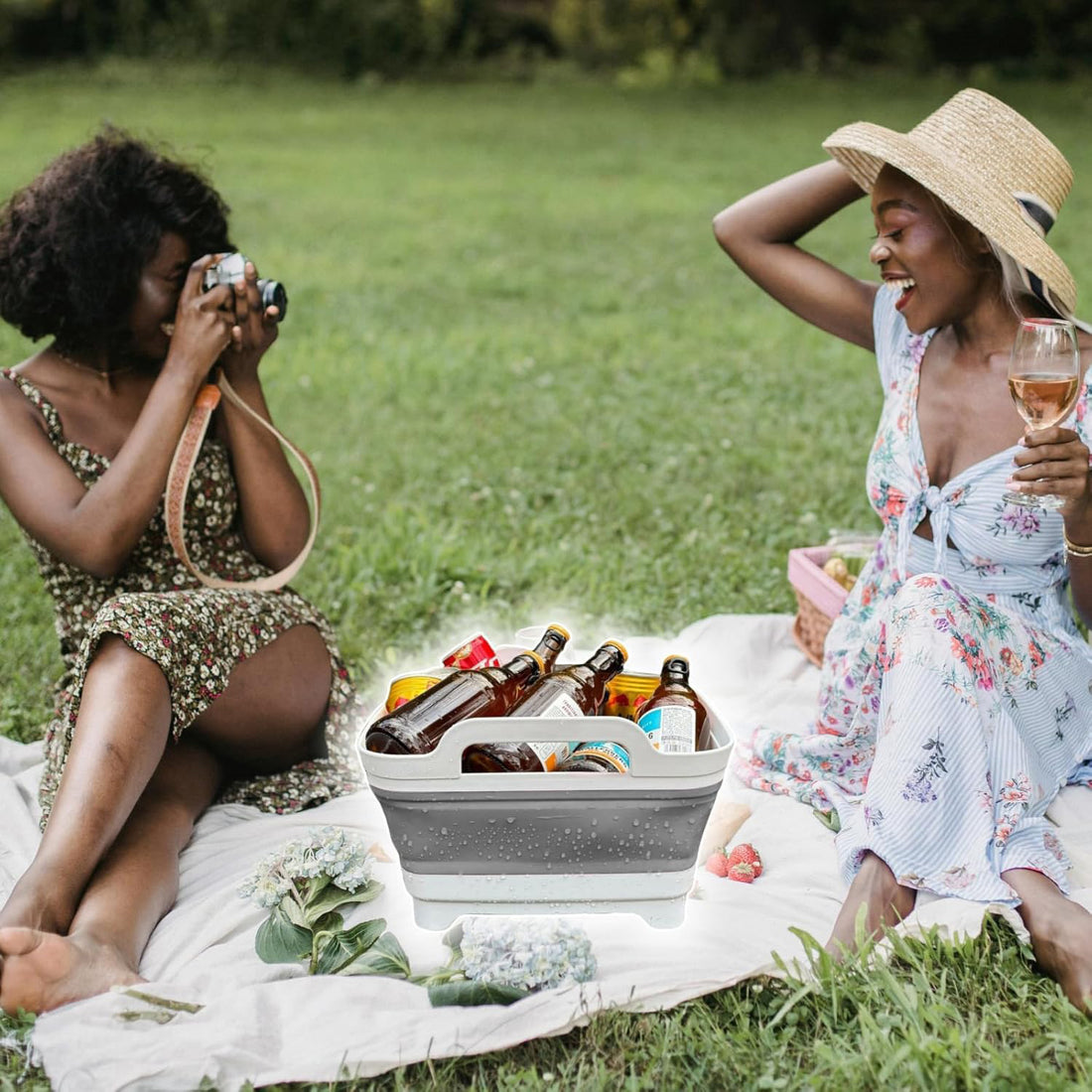 Lighean Pliabil Elindor® cu Dop de Scurgere, din Plastic Dur, Mare, Cos Rufe pentru Baie, Cadita pentru Animale de Companie, Ideal pentru Camping / Rulota, Baza Antialunecare, 30.5×31.5×20 cm, Gri / Alb